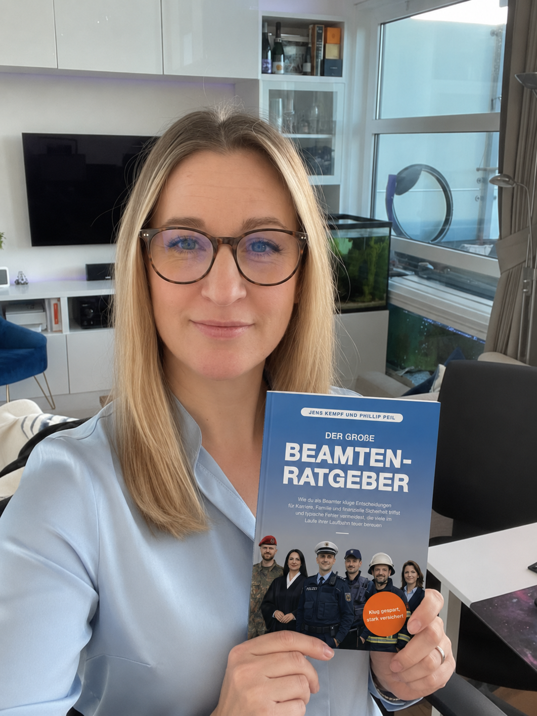 Verwaltungsbeamtin aus Hessen mit dem Beamtenratgeber